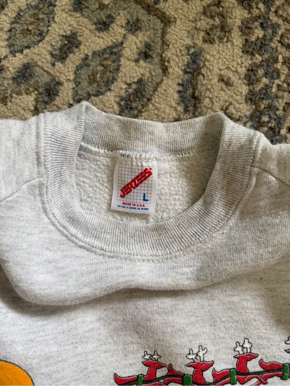 Vintage Jerzees Christmas Sweater - Picture 3 of 3